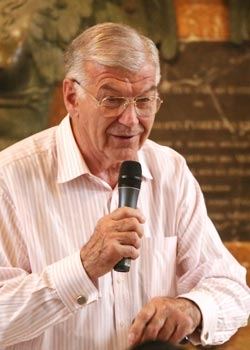 Dr. Thomas Thomsen